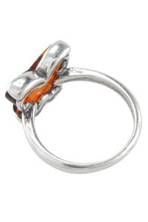 Перстень зі срібла і бурштину «Метелик»