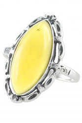 Кольцо из черненого серебра со светлым янтарем «Рената»