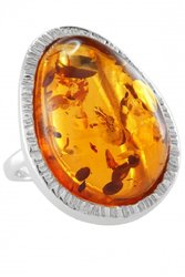 Кольцо с сочетанием янтаря и серебра «Айрин»