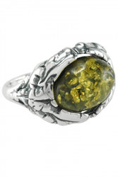 Серебряное кольцо с янтарем «Весенняя листва»