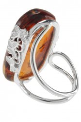 Перстень з бурштином і сріблом «Політ метеликів»