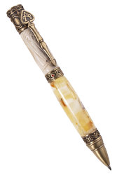 Pen decorated with amber SUV000718-001