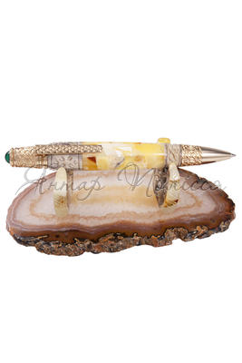 Янтарная ручка на агатовой подставке «Плетение»