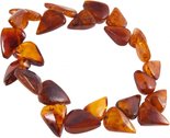 Bracelet made of drop-shaped cognac-colored amber stones