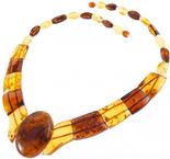 Necklace made of figured amber stones