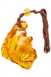 Кулон «Бурштинова рибка» на воскуваній мотузці