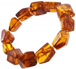 Bracelet made of translucent amber stones