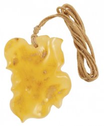 Pendant “Leaf” on a waxed rope