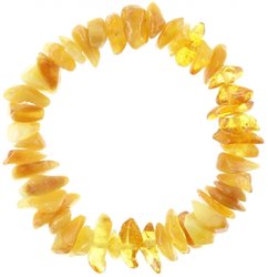 Bracelet made of light amber stones