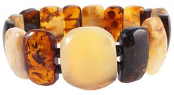 Bracelet with a combination of light and dark amber
