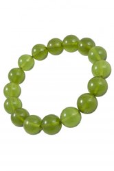 Bracelet made of green amber balls