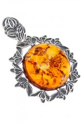 Кулон-медальон из янтаря и черненого серебра «Самира»