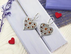 Earrings with amber stones “Hearts”