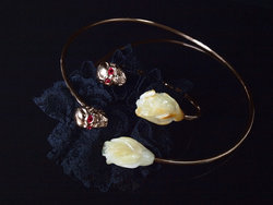 Gold-plated silver necklace “Skull and flower”