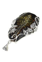 Кулон с янтарем в серебряной оправе «Емира»