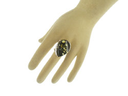 Серебряное кольцо с камнем янтаря «Люси»