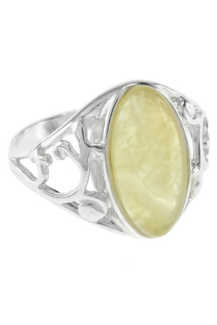 Перстень зі срібла зі світлим бурштином «Парадіз»